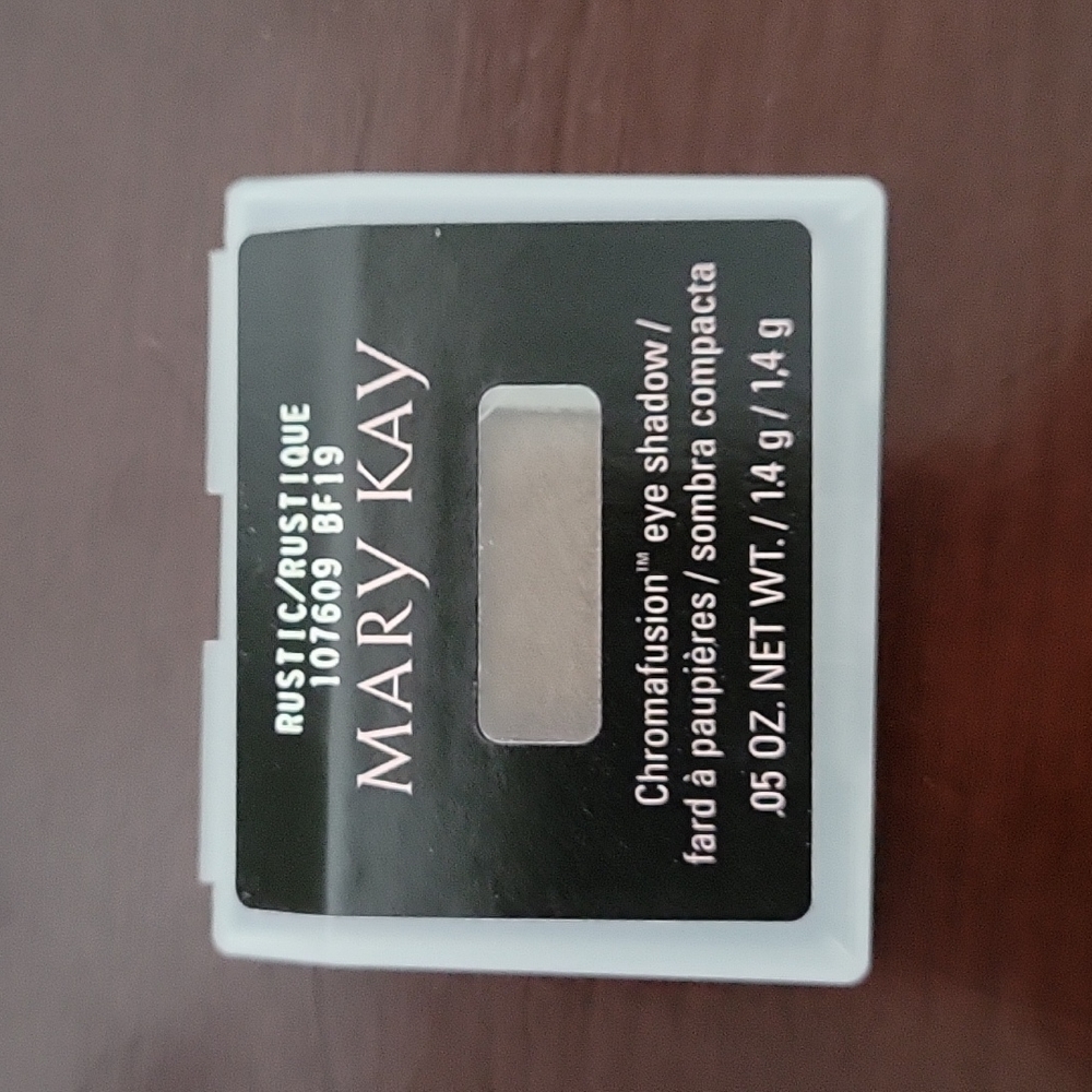 Mary Kay Chromafusion Eye Shadow in Rustic